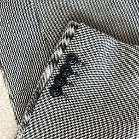 Zara Men's Grey Double-Breasted Suit Jacket - Picture 5 of 8